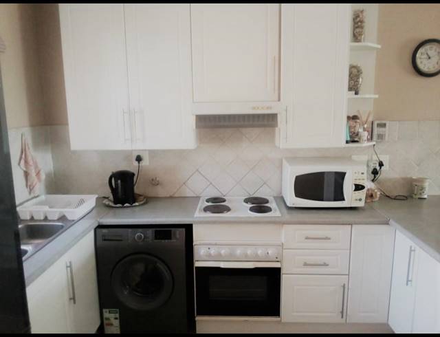 2 BEDROOM APARTMENT FOR SALE IN FAERIE GLEN